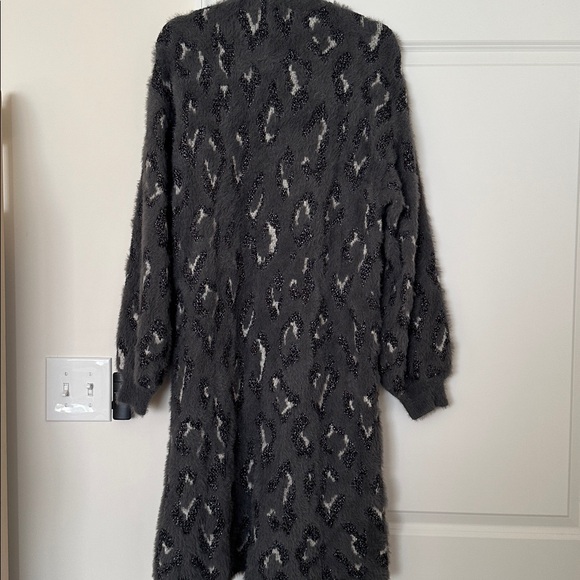 INC International Concepts Fuzzy Gray Sweater - Picture 5 of 5